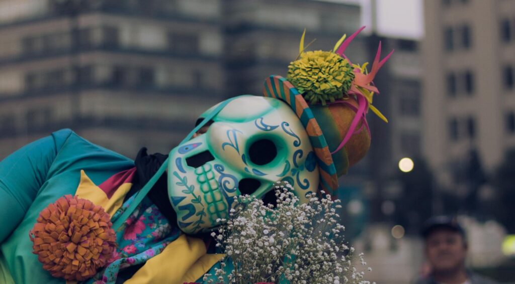 'Encuentros con la vida y la muerte': cuánto cuesta el concierto de Día de Muertos en Bellas Artes y cómo comprar boletos en Travel & Life: Tu Guía de Viajes y Estilo de Vida Desfile Día de Muertos 2023.