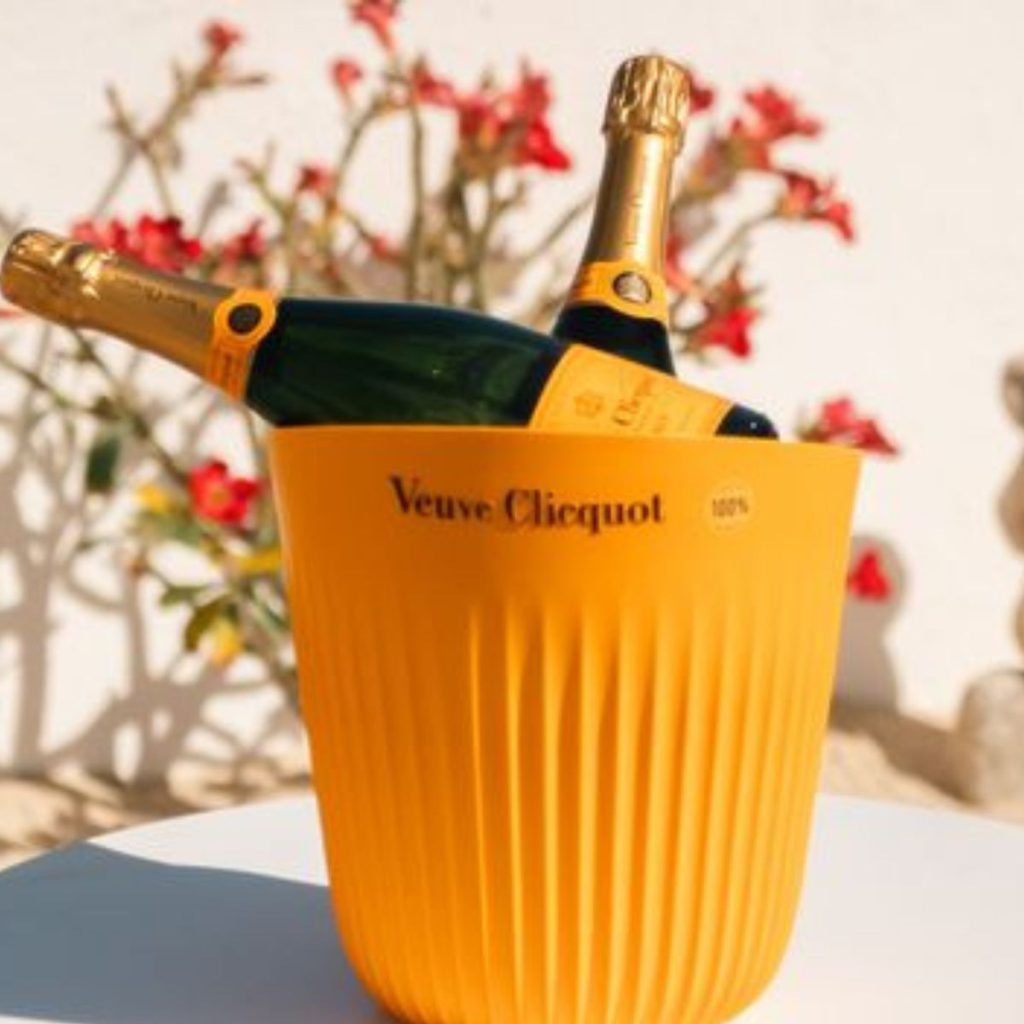 Veuve Clicquot SUN CLUB.