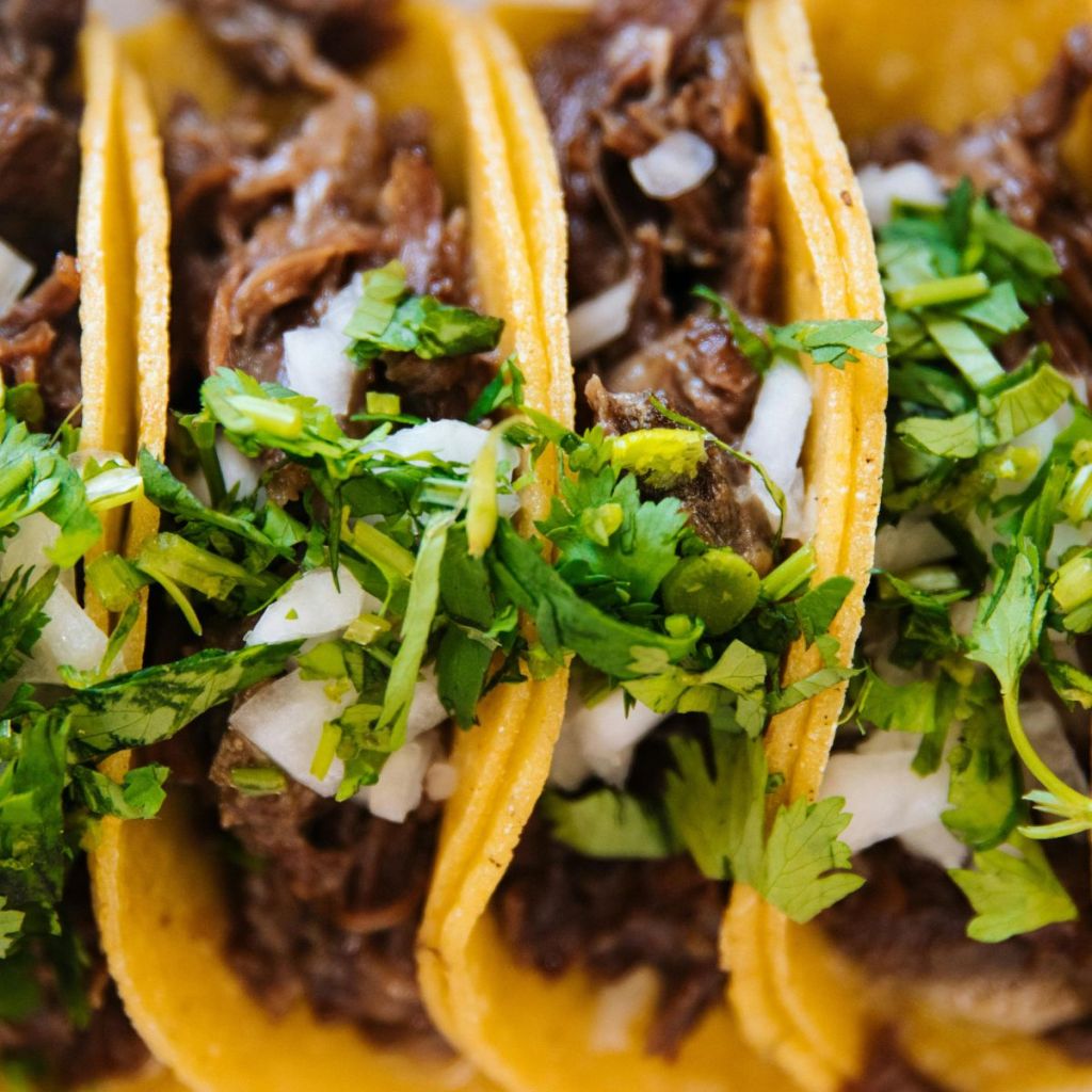 México y sus joyas eternas: Viaje por los destinos Patrimonio de la Humanidad UNESCO en Travel & Life: Tu Guía de Viajes y Estilo de Vida Tacos de barbacoa, Patrimonio de la Humanidad México.
