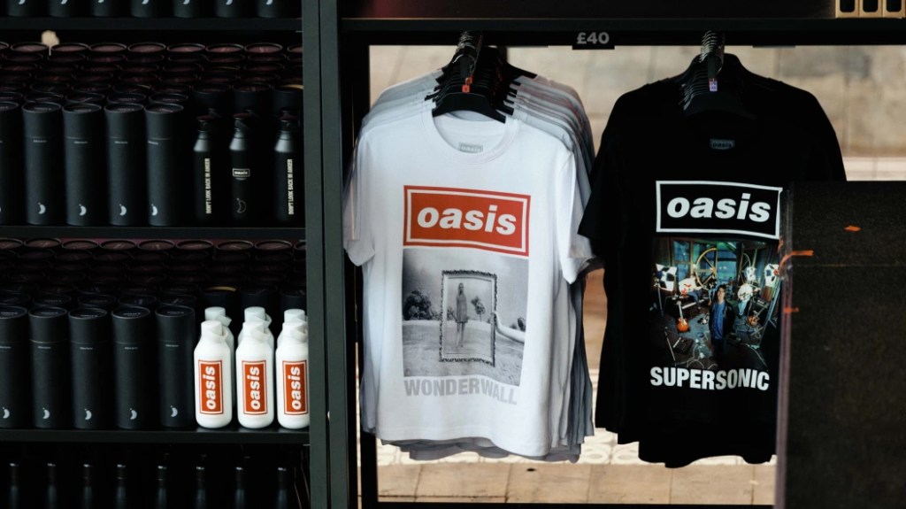 Oasis Fan Store en CDMX: moda, música y cultura británica en un solo lugar en Travel & Life: Tu Guía de Viajes y Estilo de Vida Oasis Fan Store CDMX
