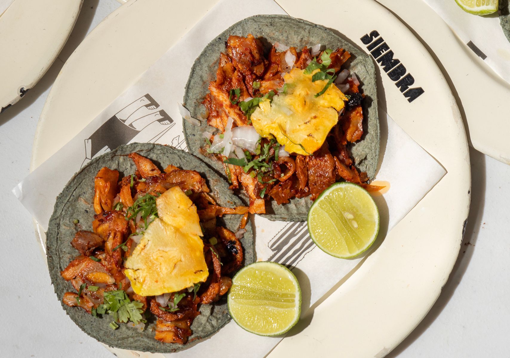 Restaurantes y bares para celebrar el 15 de septiembre en Travel & Life: Tu Guía de Viajes y Estilo de Vida Siembra Taquería, restaurantes en CDMX para el 15 de septiembre.