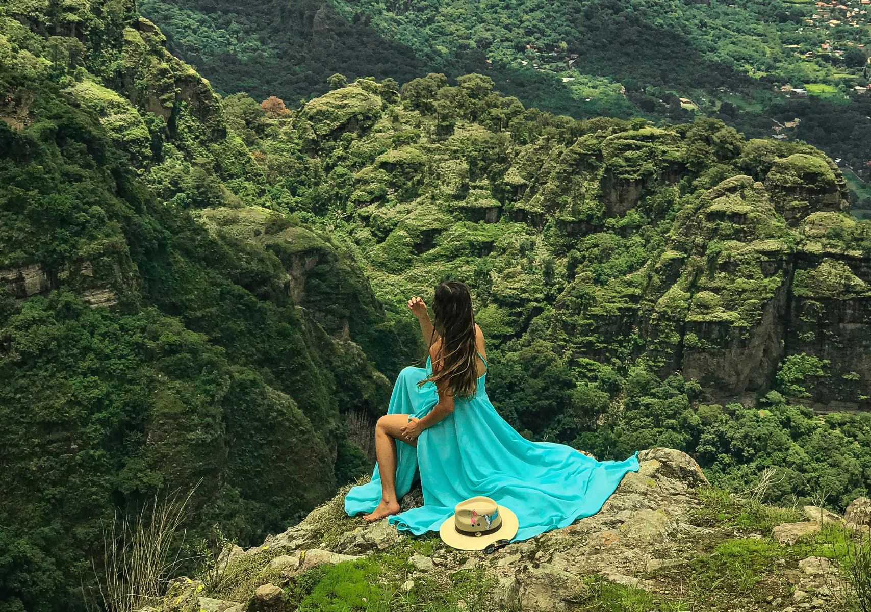 Escápate este 15 de septiembre: 5 destinos cerca de CDMX para celebrar en Travel & Life: Tu Guía de Viajes y Estilo de Vida Tepoztlán el 15 de septiembre.