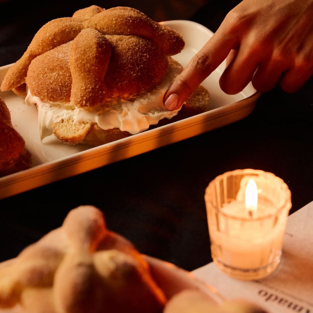 Panes de muerto rellenos que debes probar en CDMX en Travel & Life: Tu Guía de Viajes y Estilo de Vida Panes de muerto rellenos que debes probar en CDMX en Travel & Life: Tu Guía de Viajes y Estilo de Vida