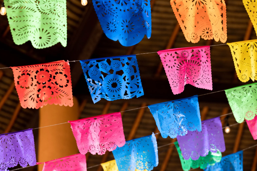Por qué los colores son importantes en la ofrenda de muertos y qué representa cada uno en Travel & Life: Tu Guía de Viajes y Estilo de Vida Por qué los colores son importantes en la ofrenda de muertos y qué representa cada uno en Travel & Life: Tu Guía de Viajes y Estilo de Vida