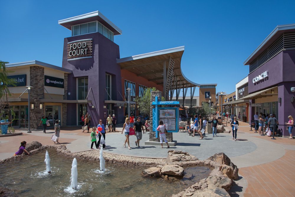 Ya casi es el Blackfriday y estos son los mejores outlets para ir de compras en Arizona en Travel & Life: Tu Guía de Viajes y Estilo de Vida Phoenix, Arizona Premium Outlets,