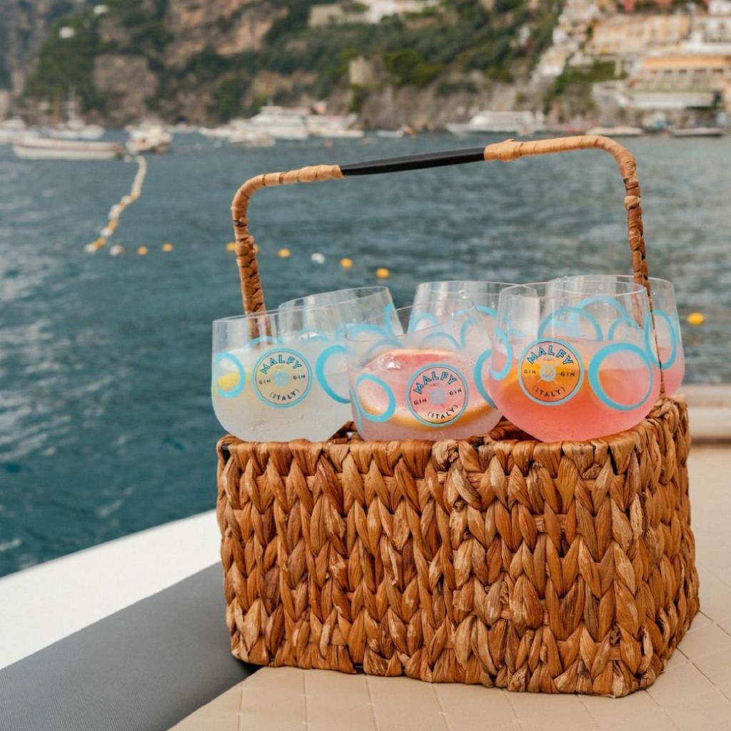 Malfy Gin, el ginebra que transporta a las costas italianas en Travel & Life: Tu Guía de Viajes y Estilo de Vida Malfy Gin, el ginebra que te transporta a las costas italianas