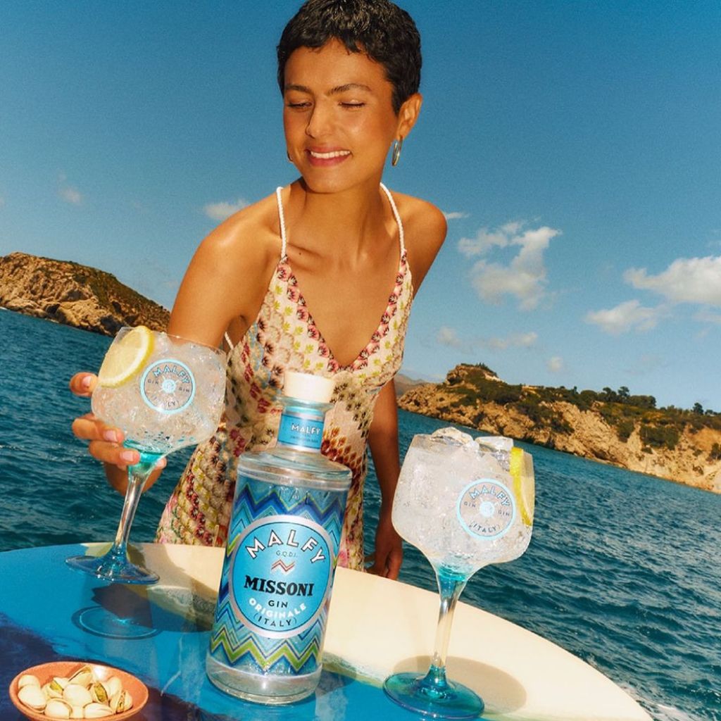 Malfy Gin, el ginebra que transporta a las costas italianas en Travel & Life: Tu Guía de Viajes y Estilo de Vida Malfy Gin viaje a Italia