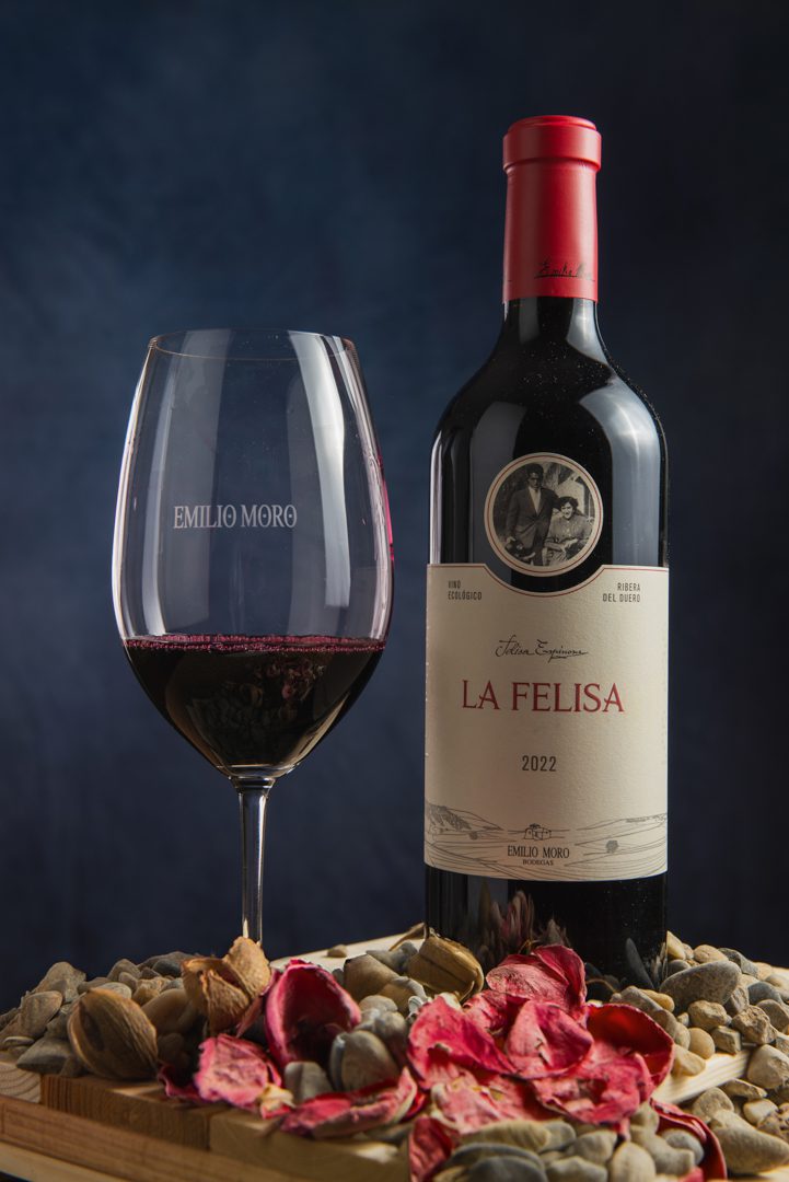 Mejores vinos para una cita romántica este 14 de febrero en Travel & Life: Tu Guía de Viajes y Estilo de Vida Mejores vinos para una cita romántica este 14 de febrero en Travel & Life: Tu Guía de Viajes y Estilo de Vida